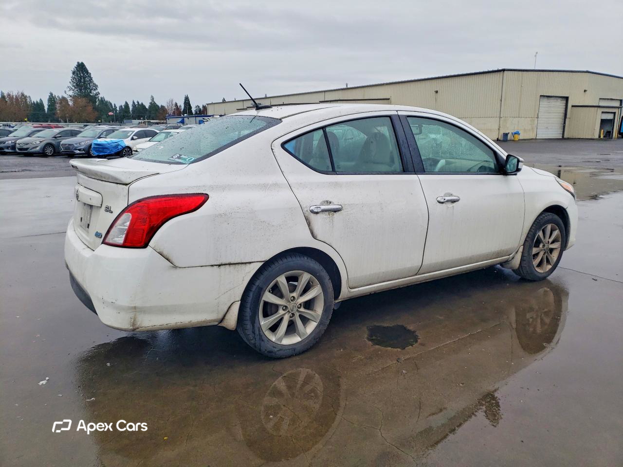 Nissan Versa 2015