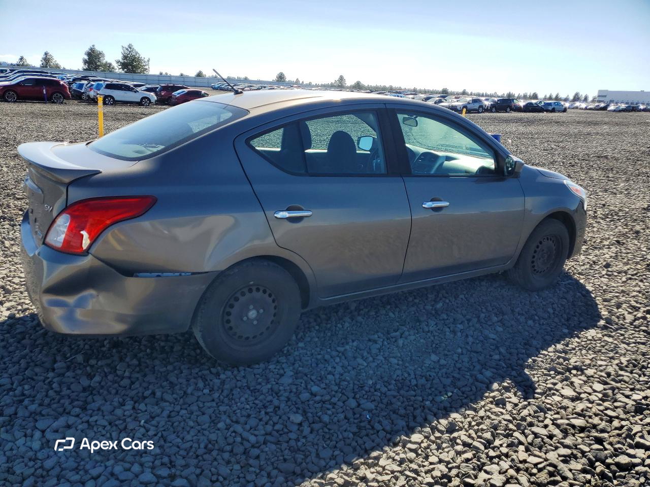 Nissan Versa 2016