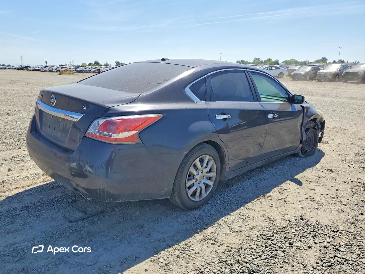 Nissan Altima 2015