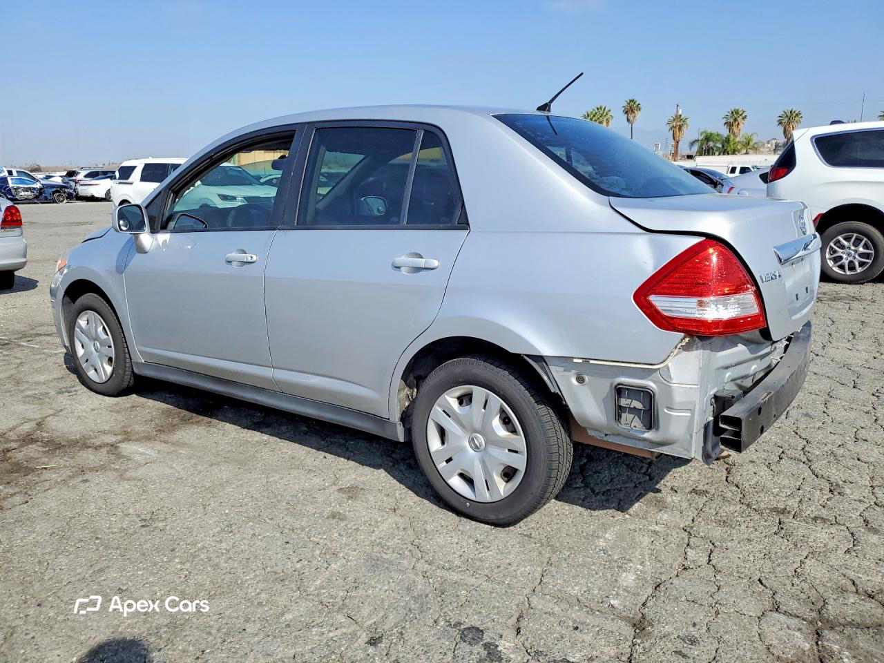 Nissan Versa 2011