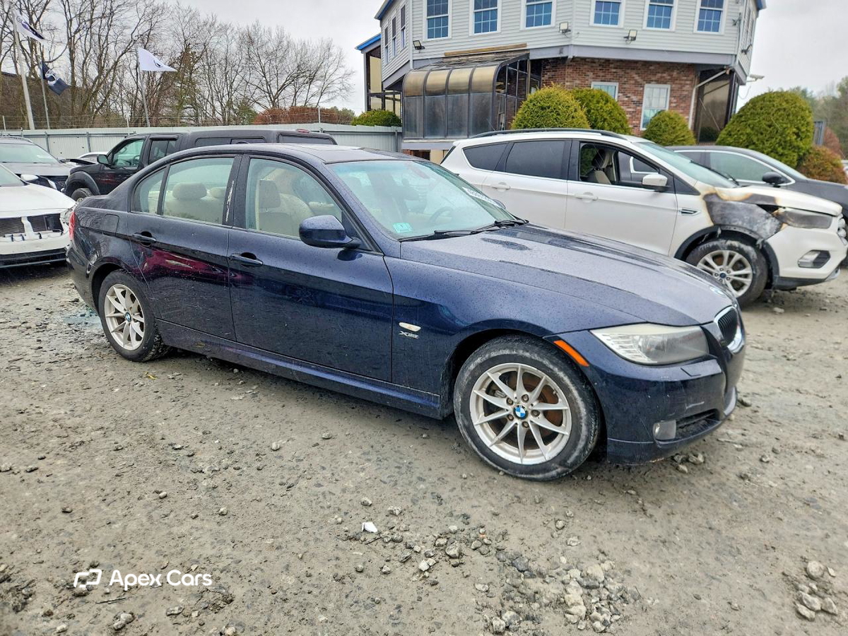 BMW Series 3 2010