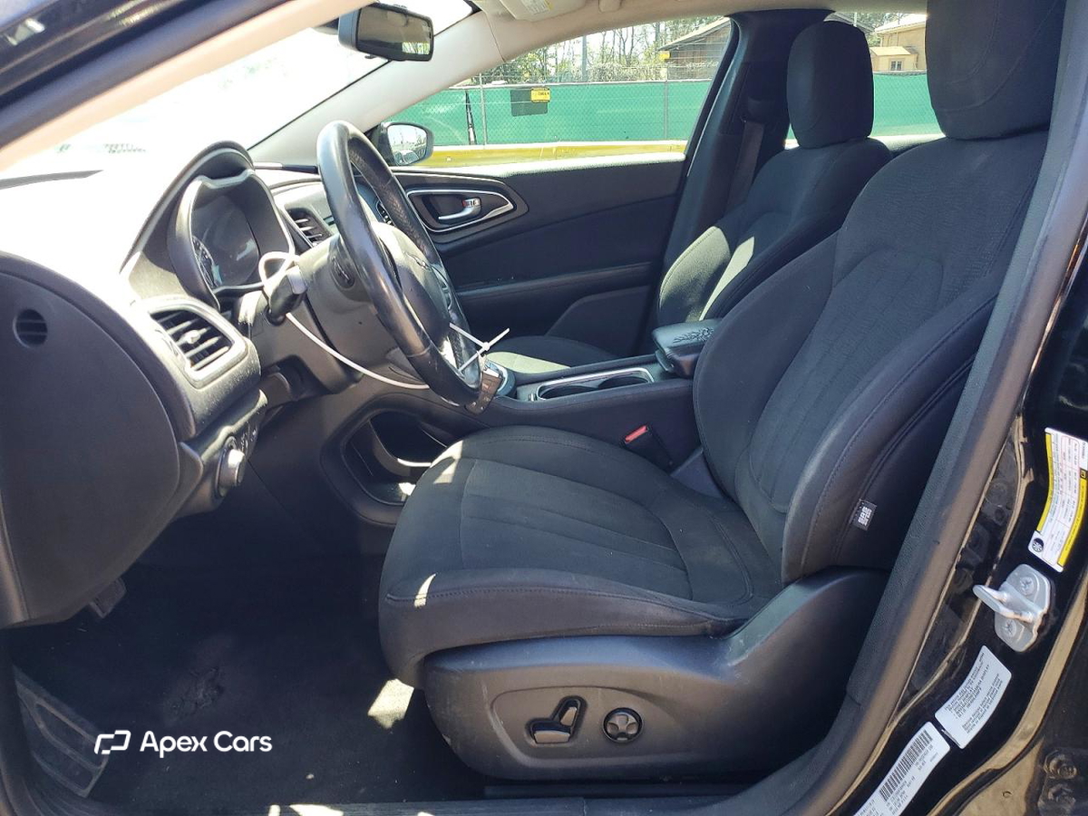 Chrysler 200 2015