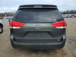 Toyota Sienna 2013