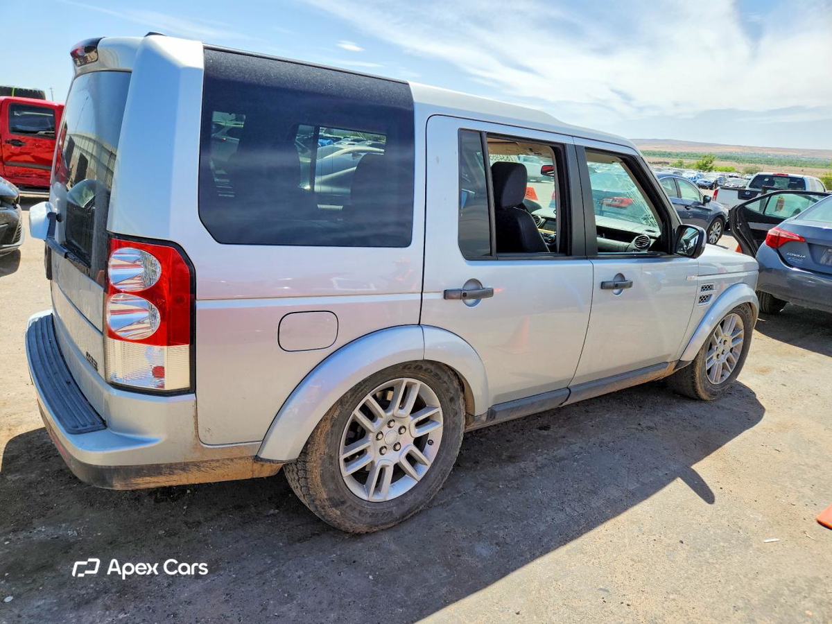 Land Rover LR4 2013
