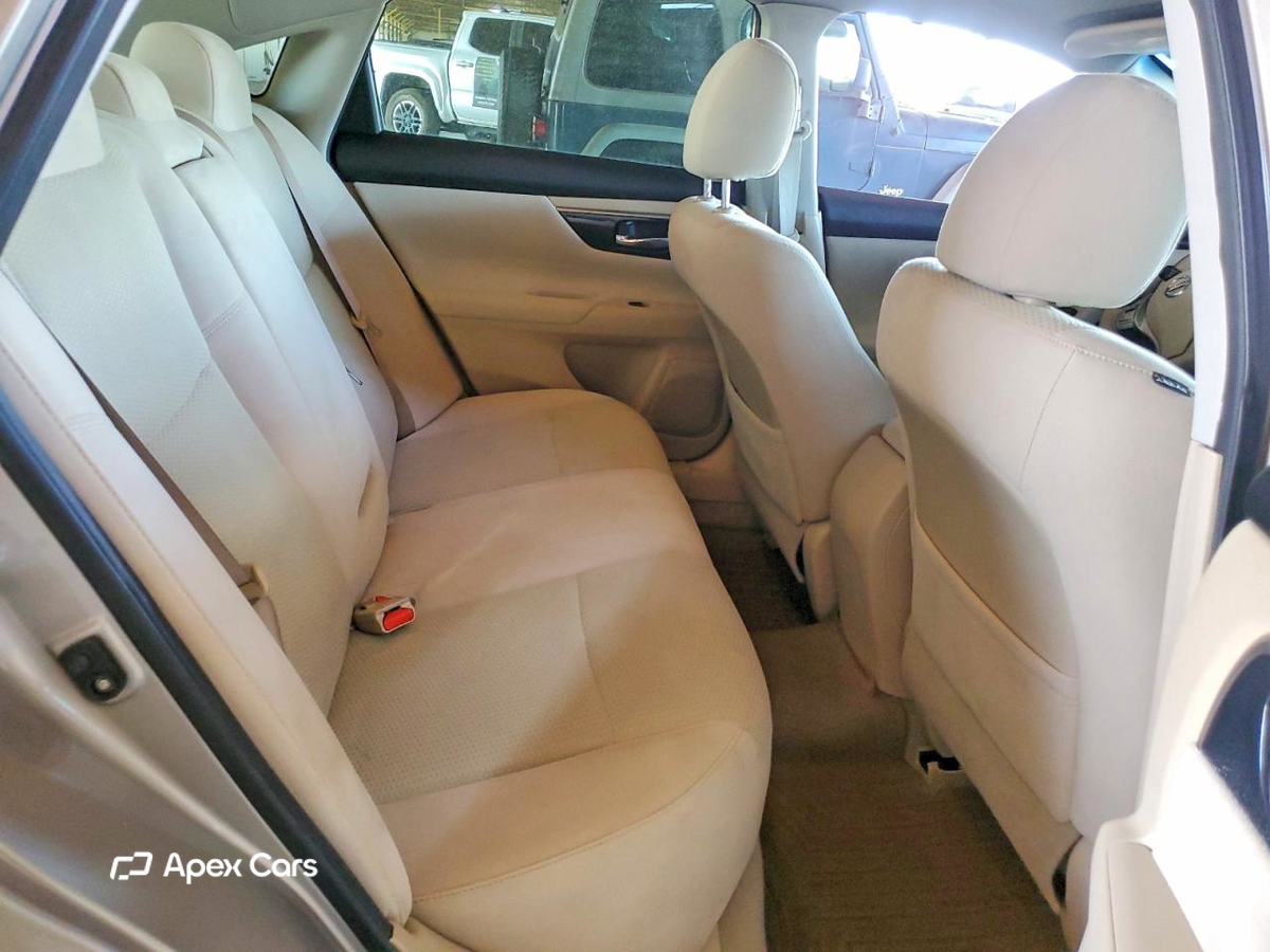 Nissan Altima 2014