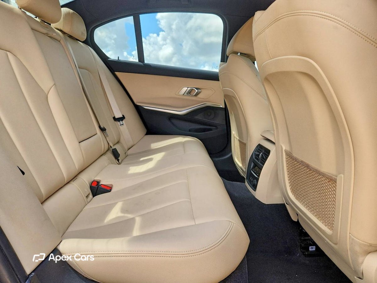 BMW Series 3 2019