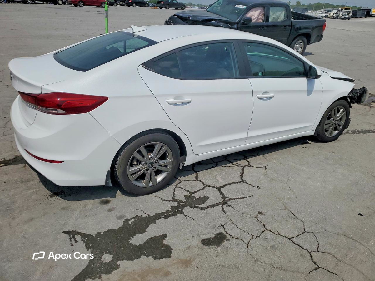 Hyundai Elantra 2018