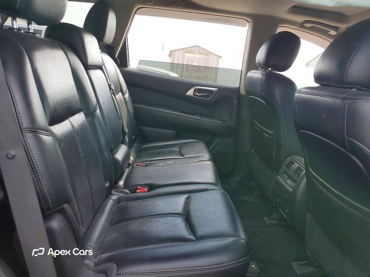 Nissan Pathfinder 2015