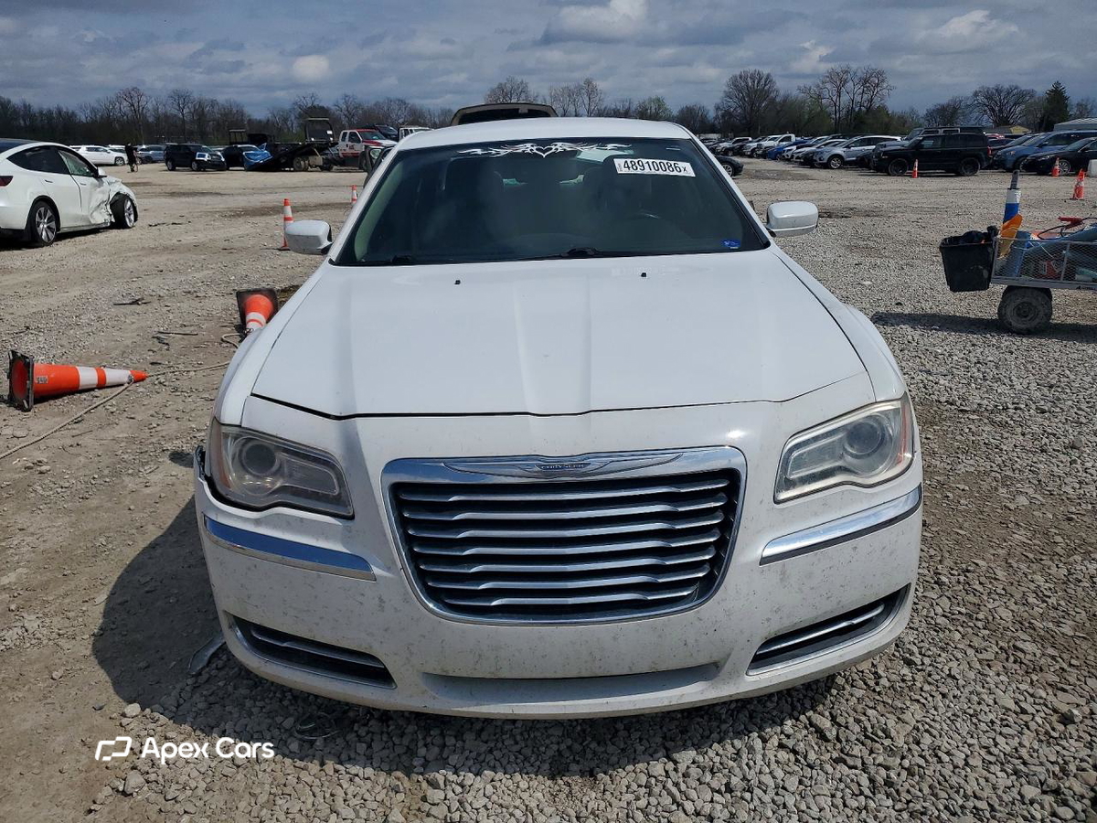 Chrysler 300 2011