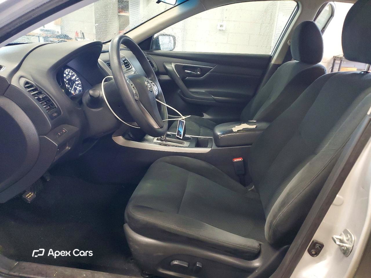 Nissan Altima 2015