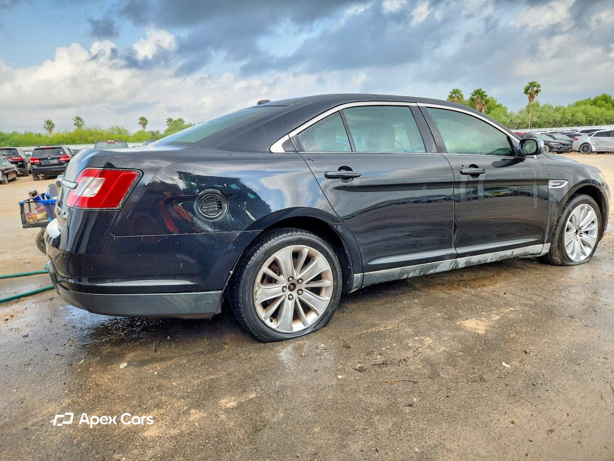 Ford Taurus 2010