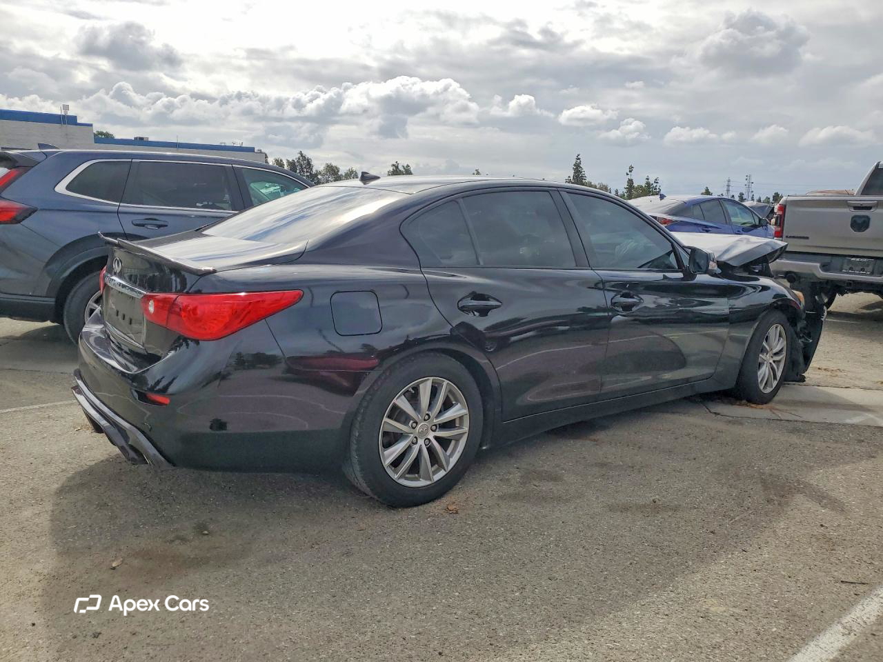 Infiniti Q50 2015