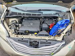 Toyota Sienna 2015