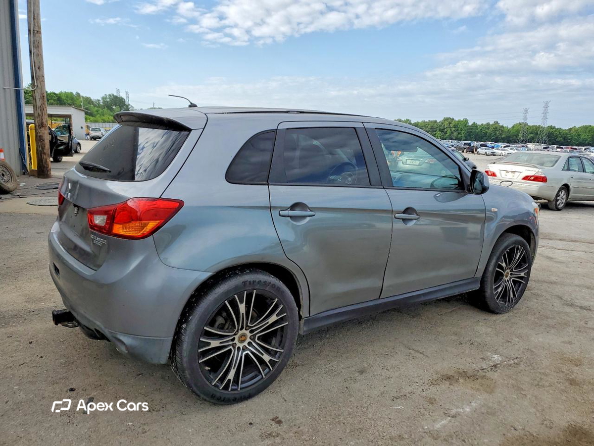 Mitsubishi Outlander 2013