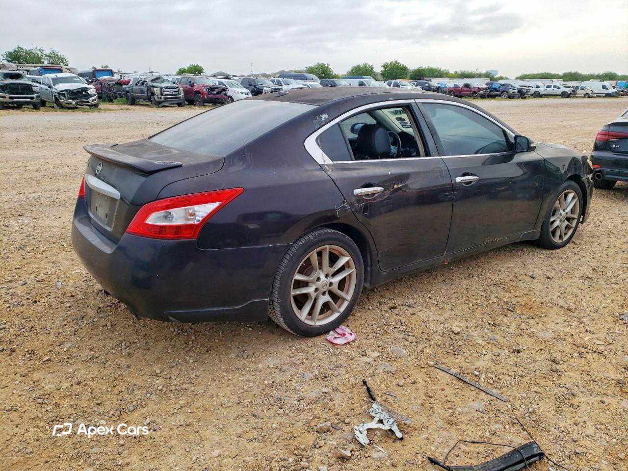 Nissan Maxima 2011