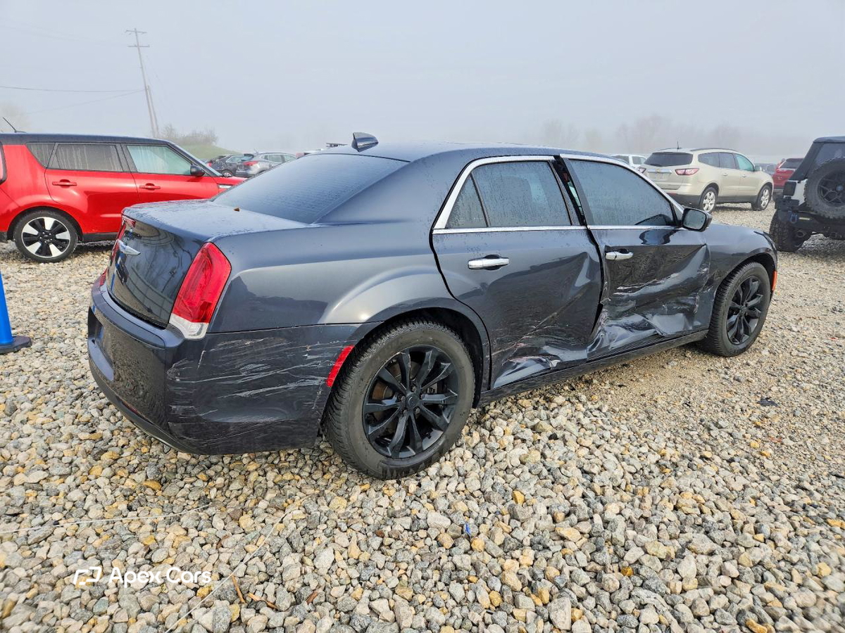Chrysler 300 2018