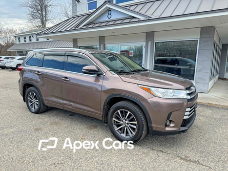 Toyota Highlander 2018 - Image 1 of 13