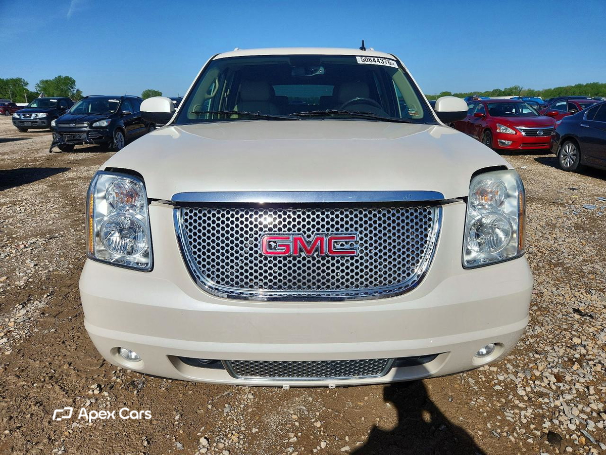 GMC Yukon 2011