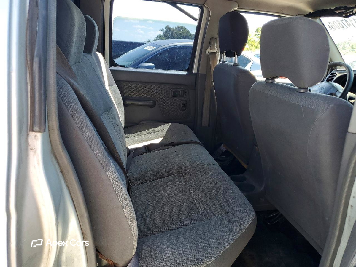 Nissan Navara (Frontier) 2000
