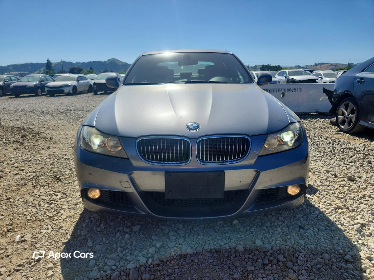 BMW Series 3 2011