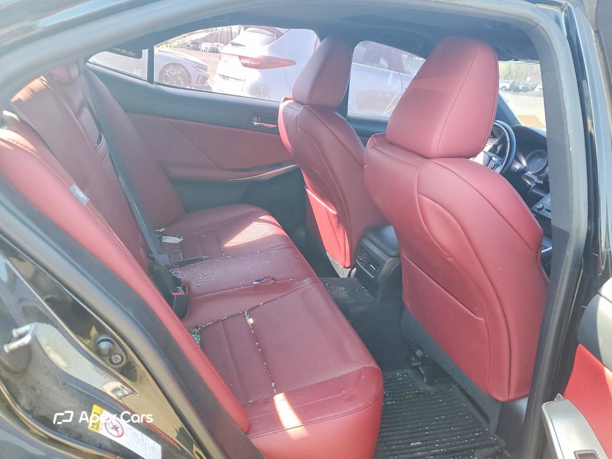 Lexus IS 2016