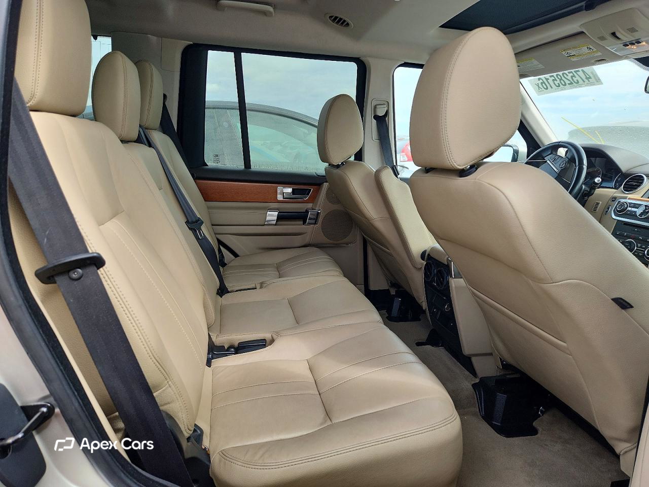 Land Rover LR4 2015