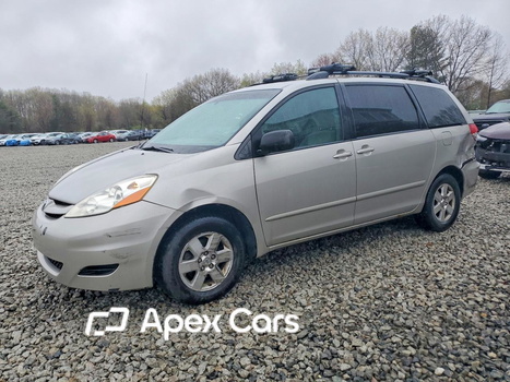 Toyota Sienna 2010 - Image 1 of 13
