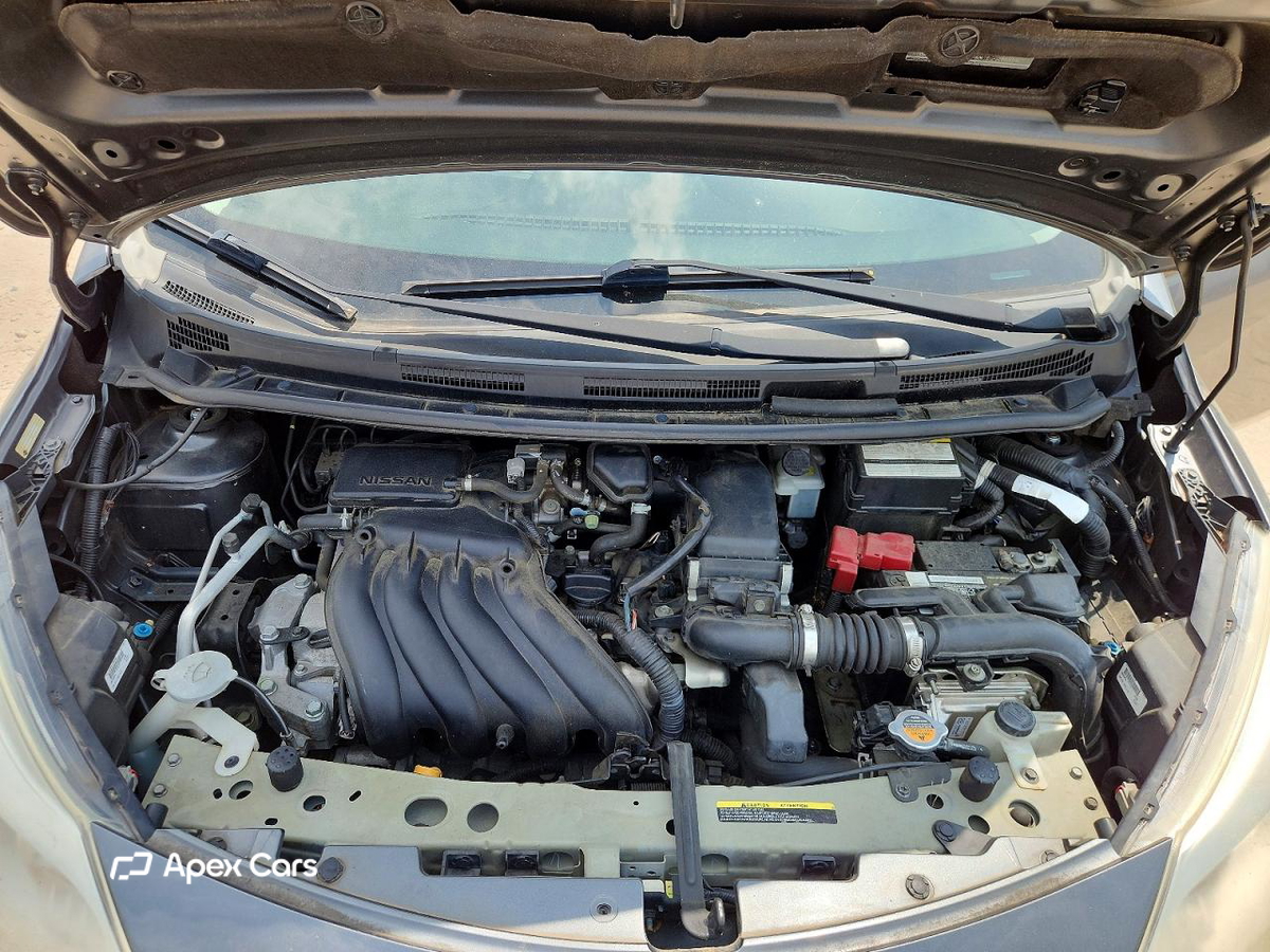 Nissan Versa 2016