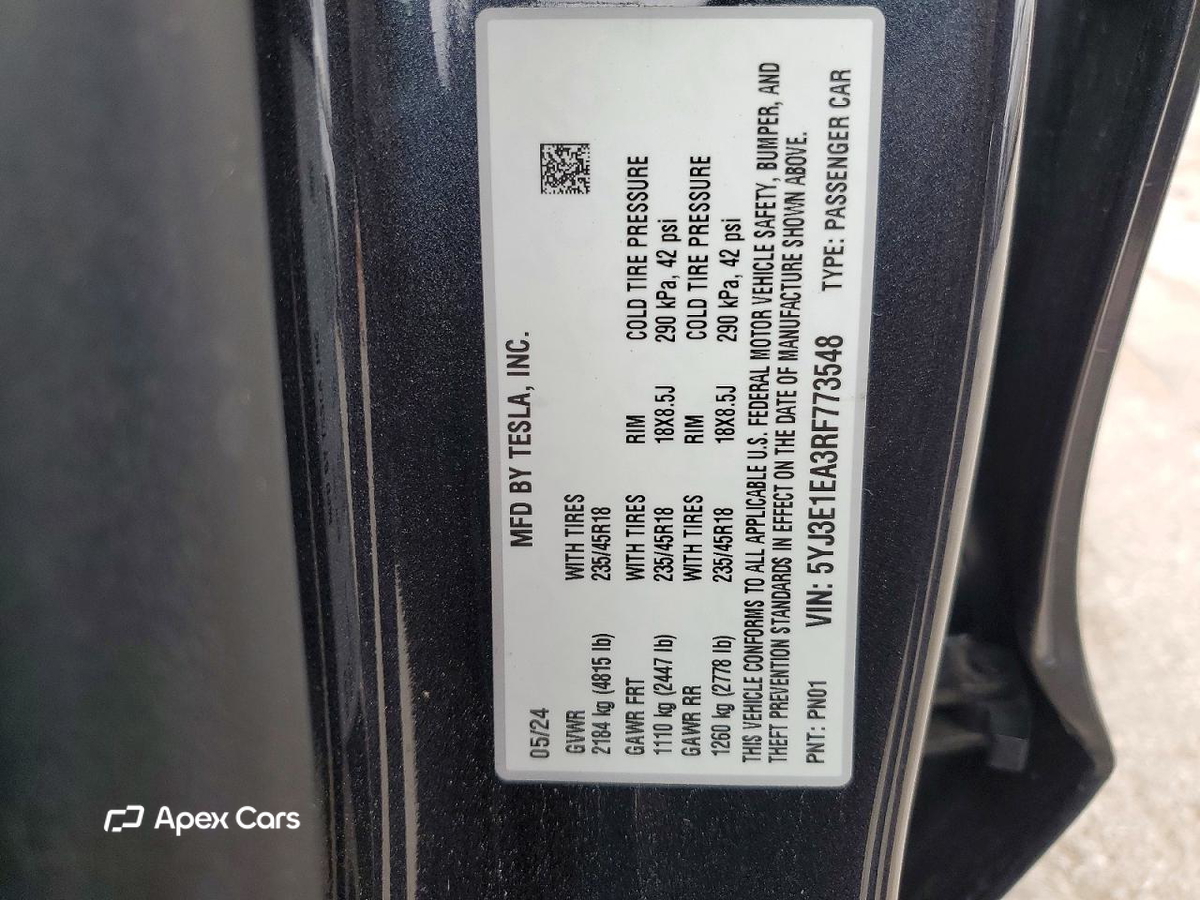 Tesla Model 3 2024