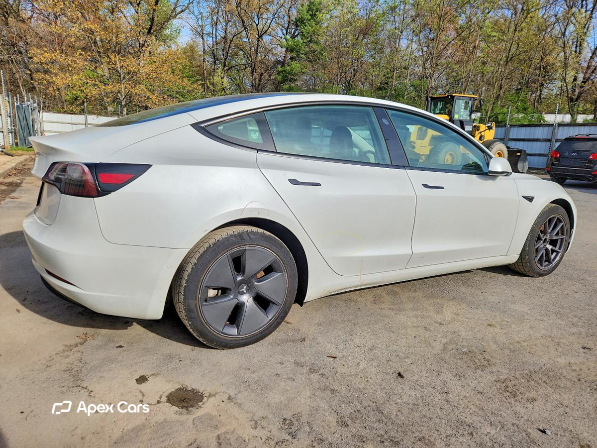 Tesla Model 3 2022