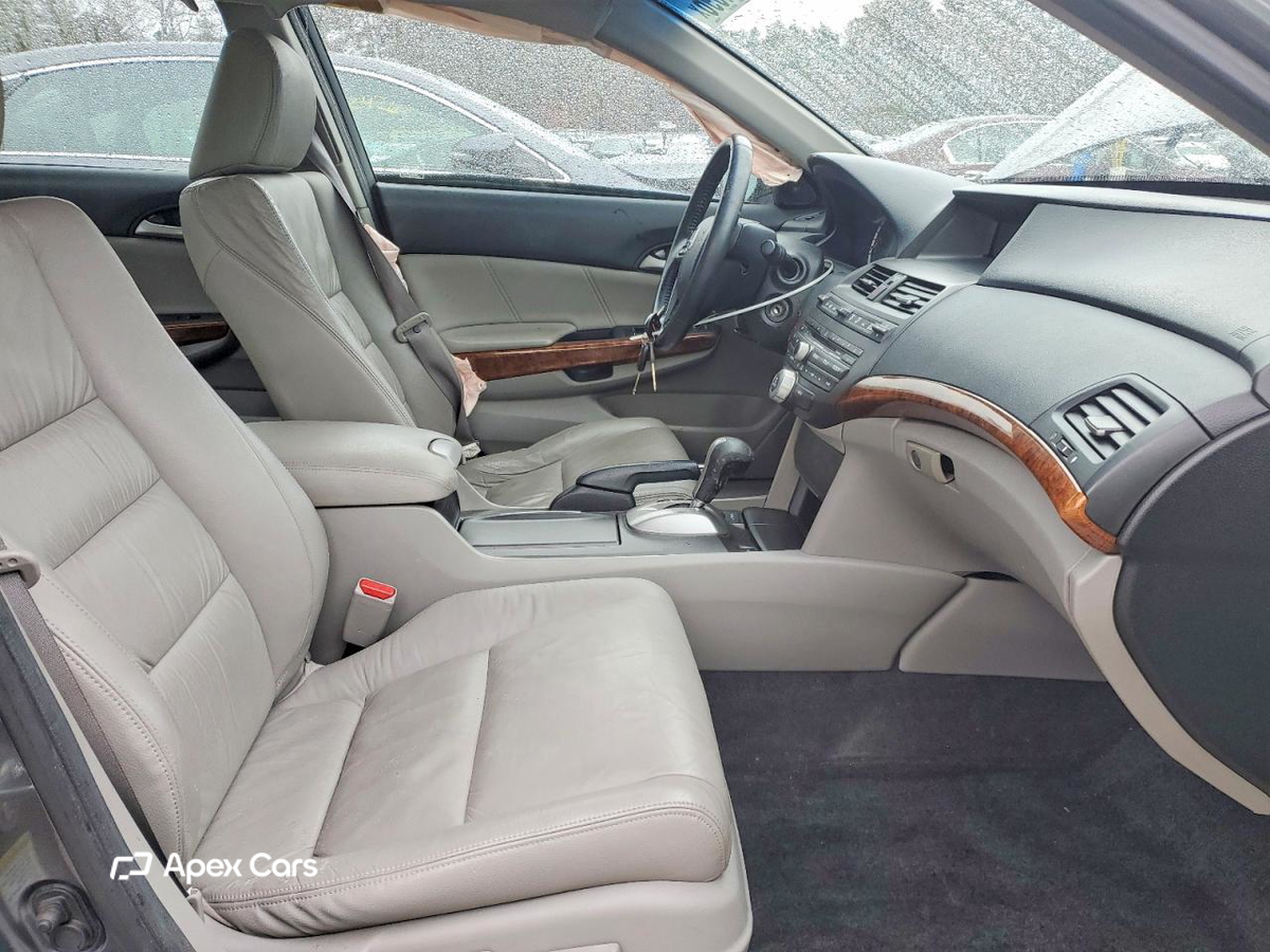 Honda Accord 2011