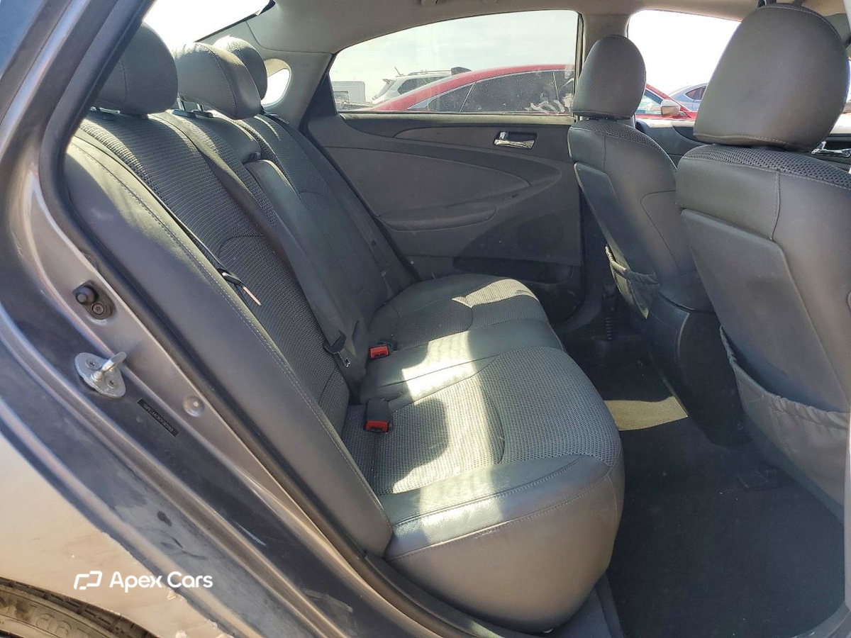 Hyundai Sonata 2012