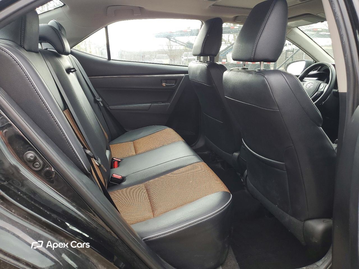 Toyota Corolla 2015