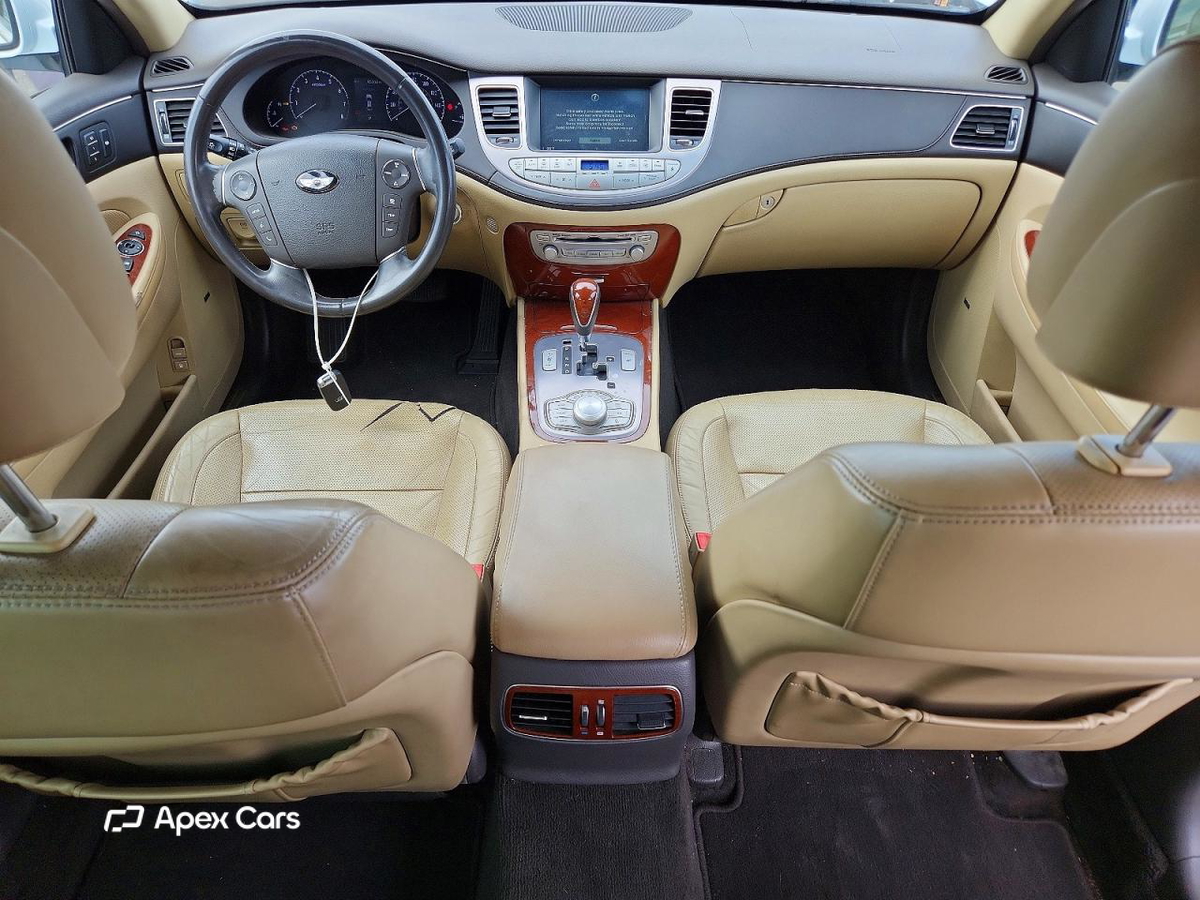 Hyundai Genesis 2014