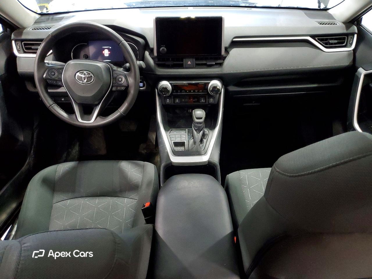 Toyota RAV 4 2025