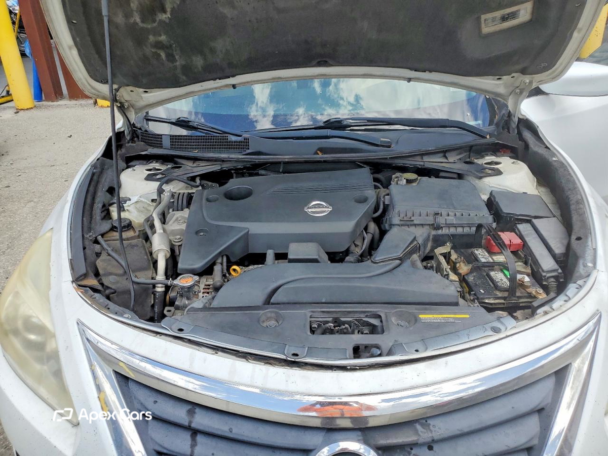 Nissan Altima 2015