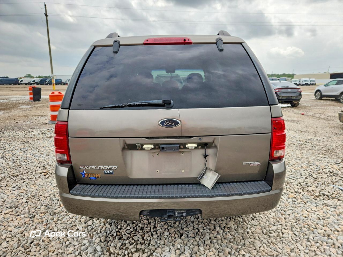 Ford Explorer 2005