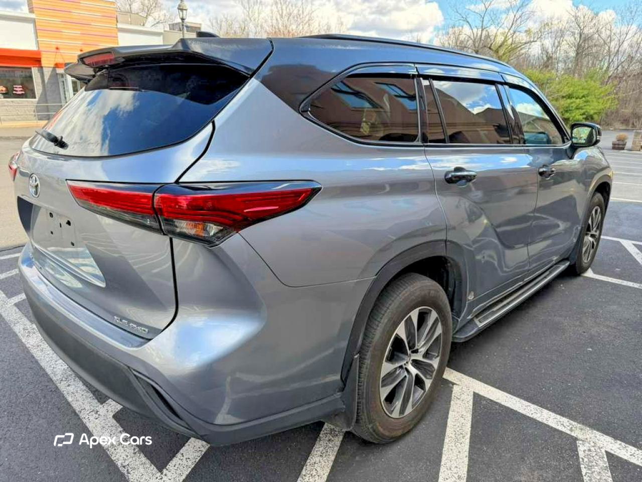 Toyota Highlander 2021