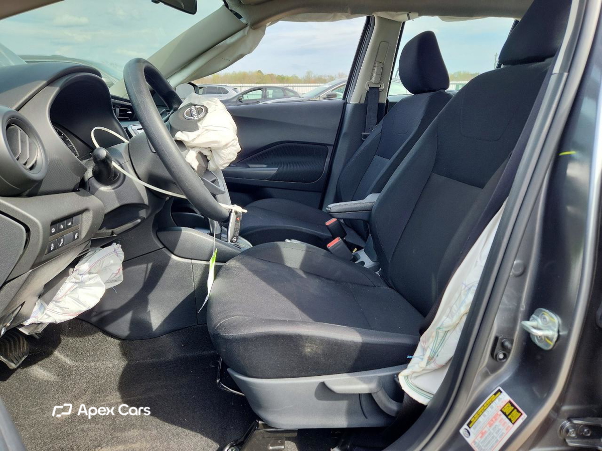 Nissan Kicks 2025
