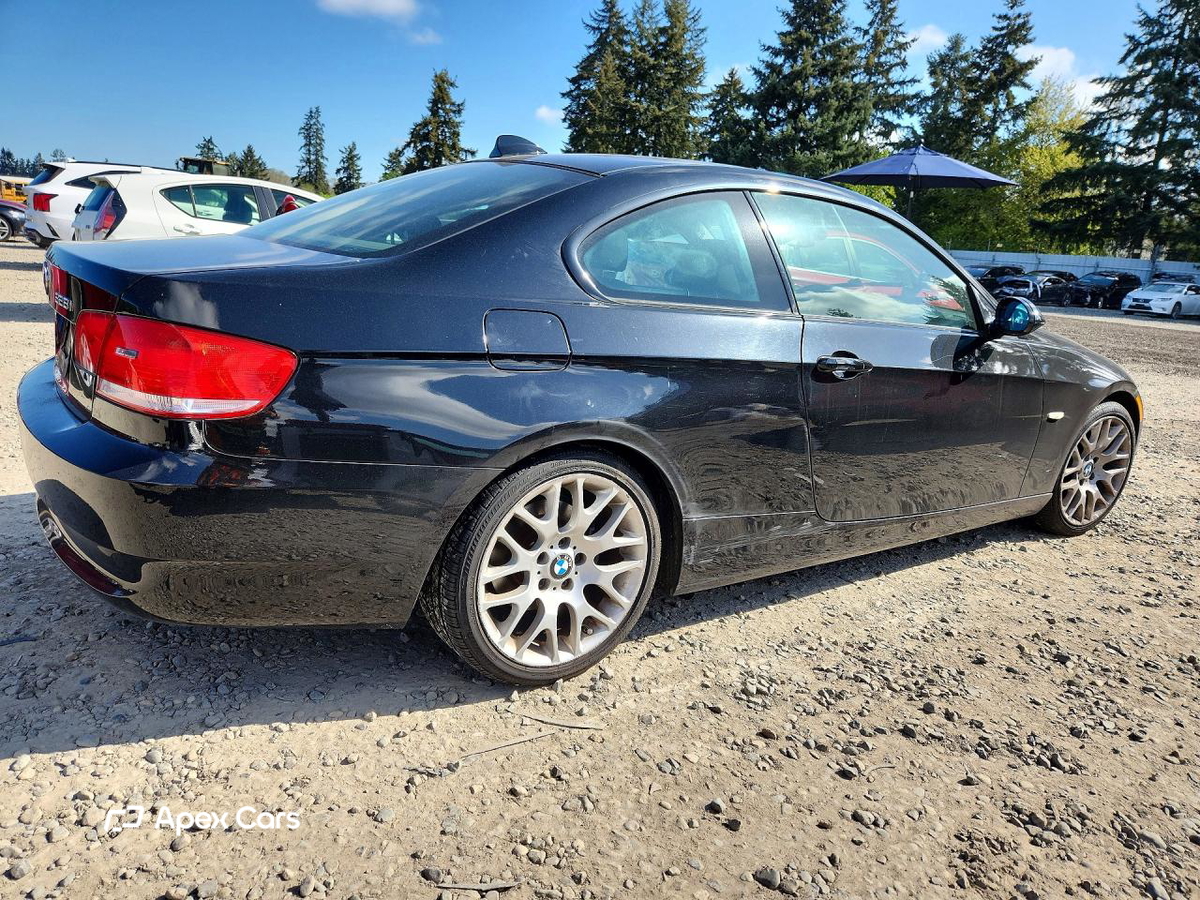 BMW Series 3 2009