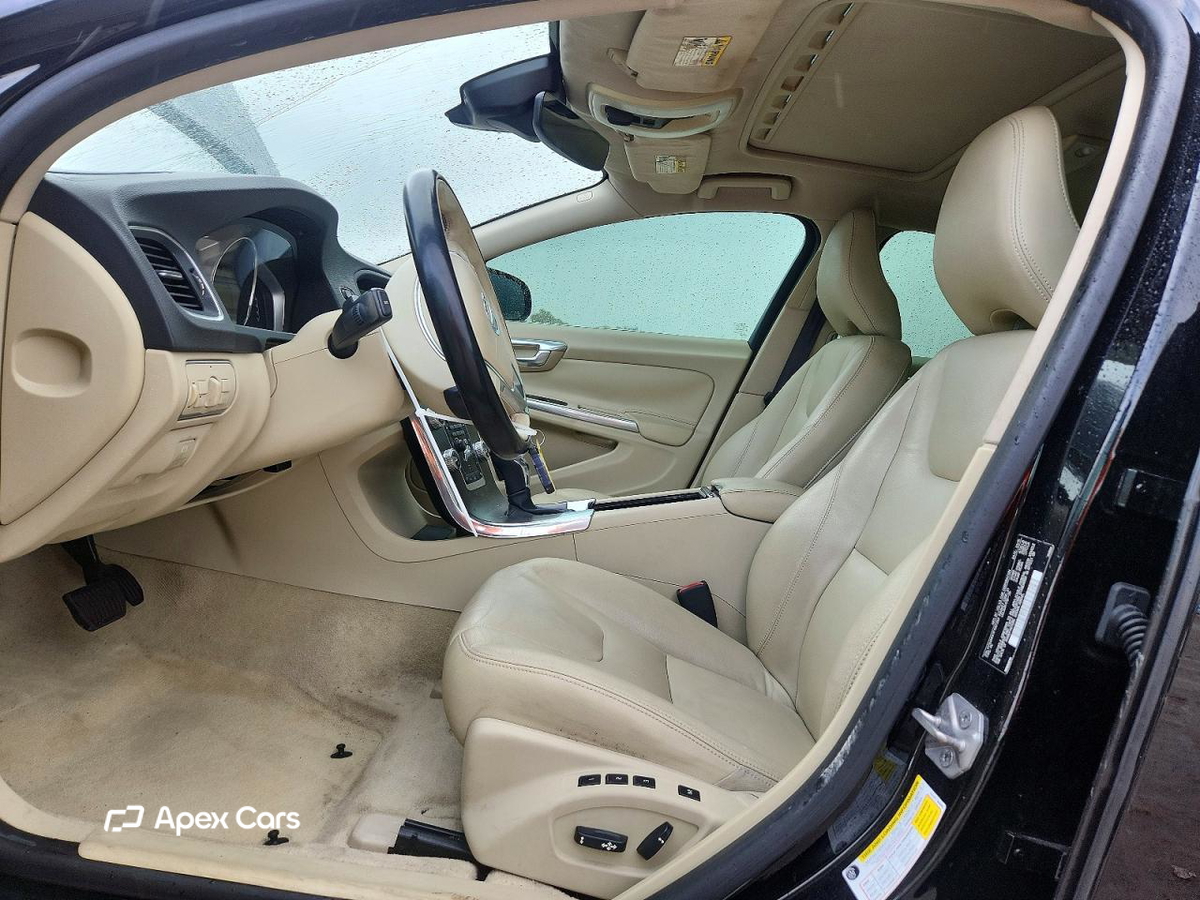 Volvo S60 2015