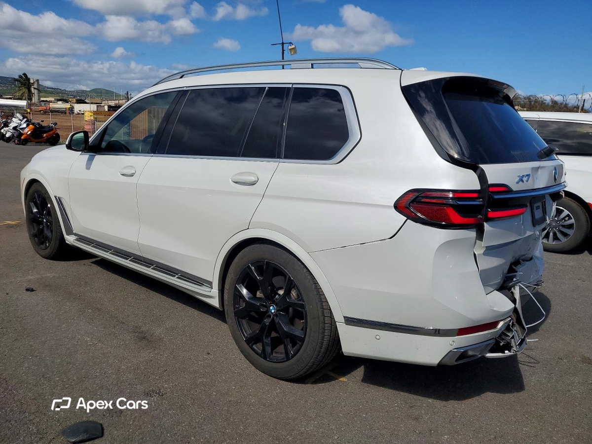 BMW X7 2025