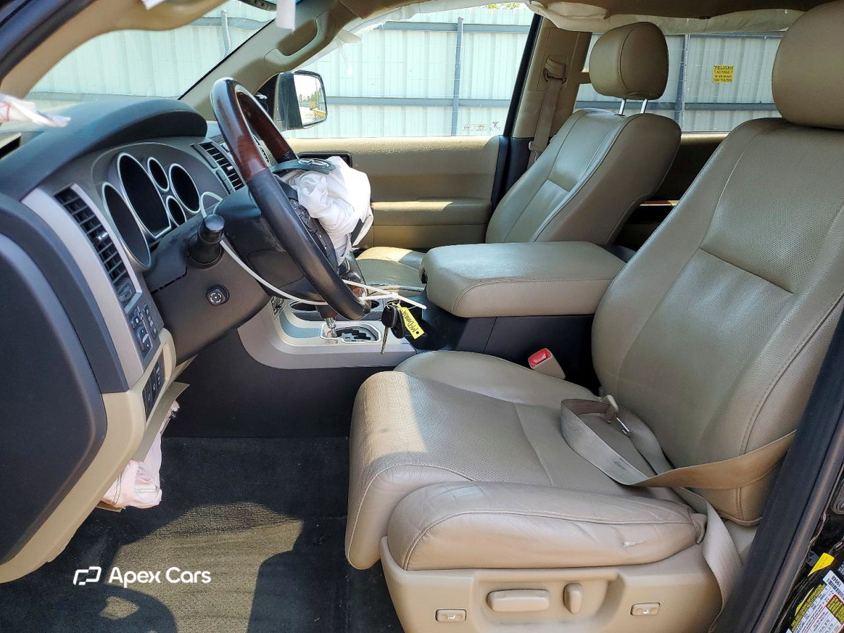 Toyota Sequoia 2012