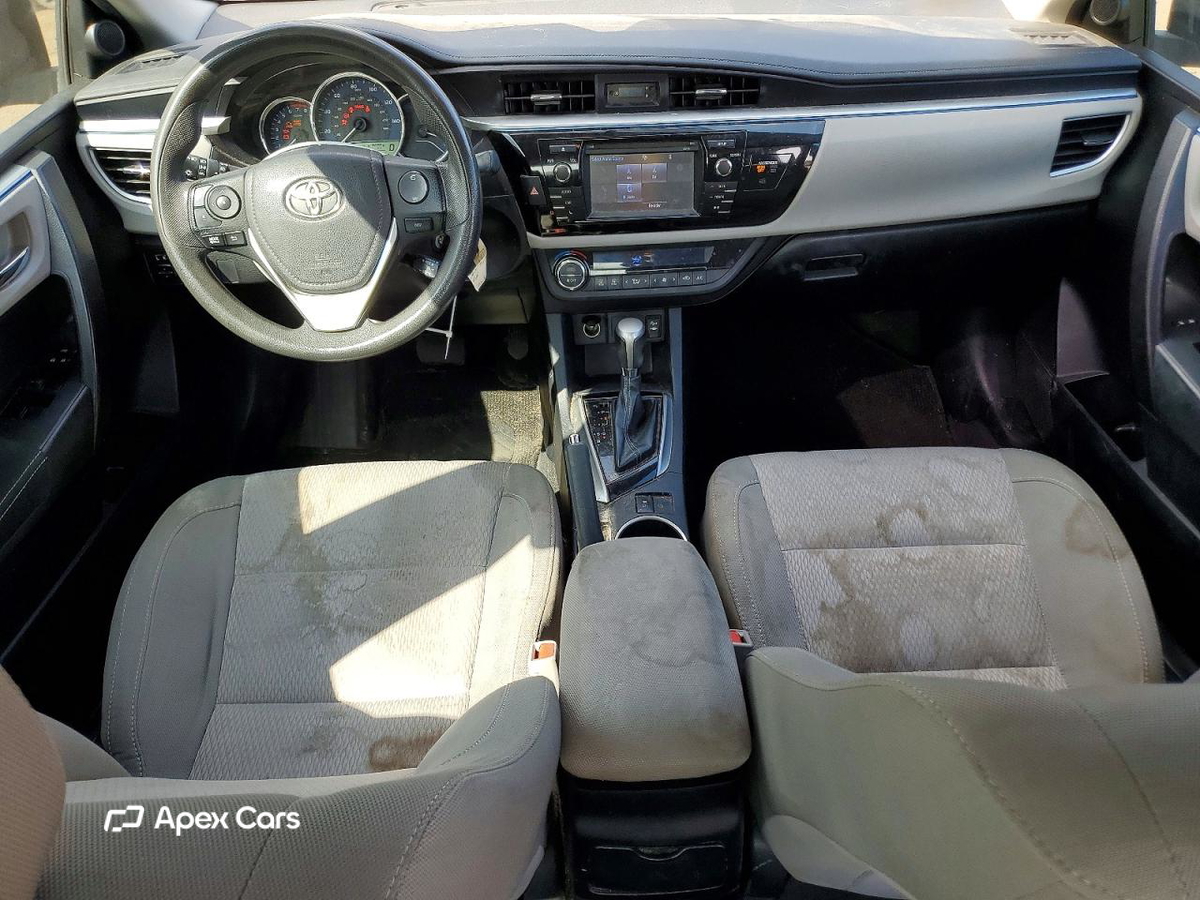 Toyota Corolla 2015