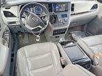 Toyota Sienna 2015
