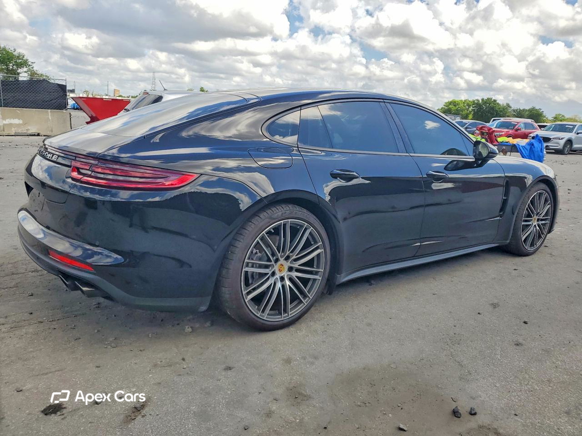 Porsche Panamera 2018
