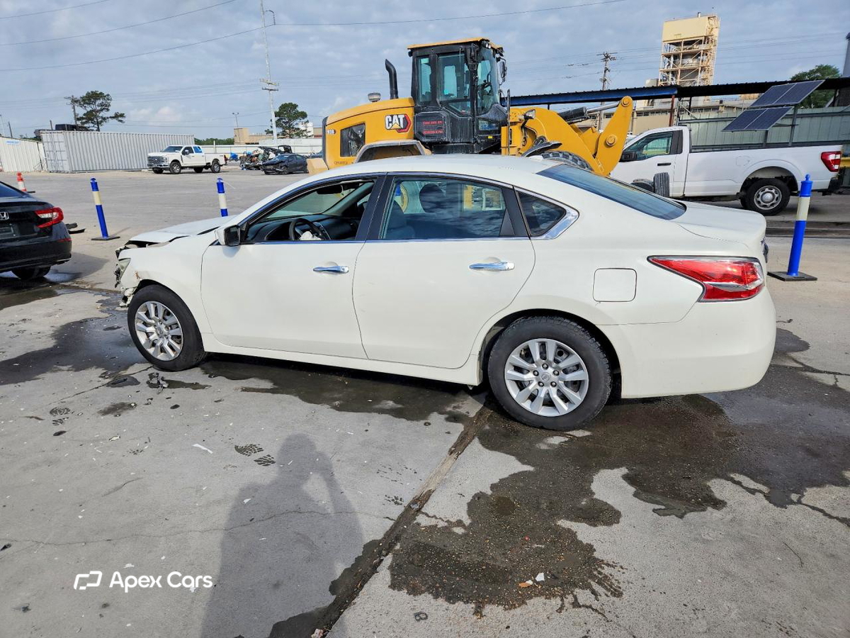 Nissan Altima 2015