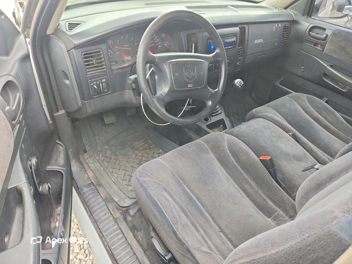 Dodge Dakota 2003