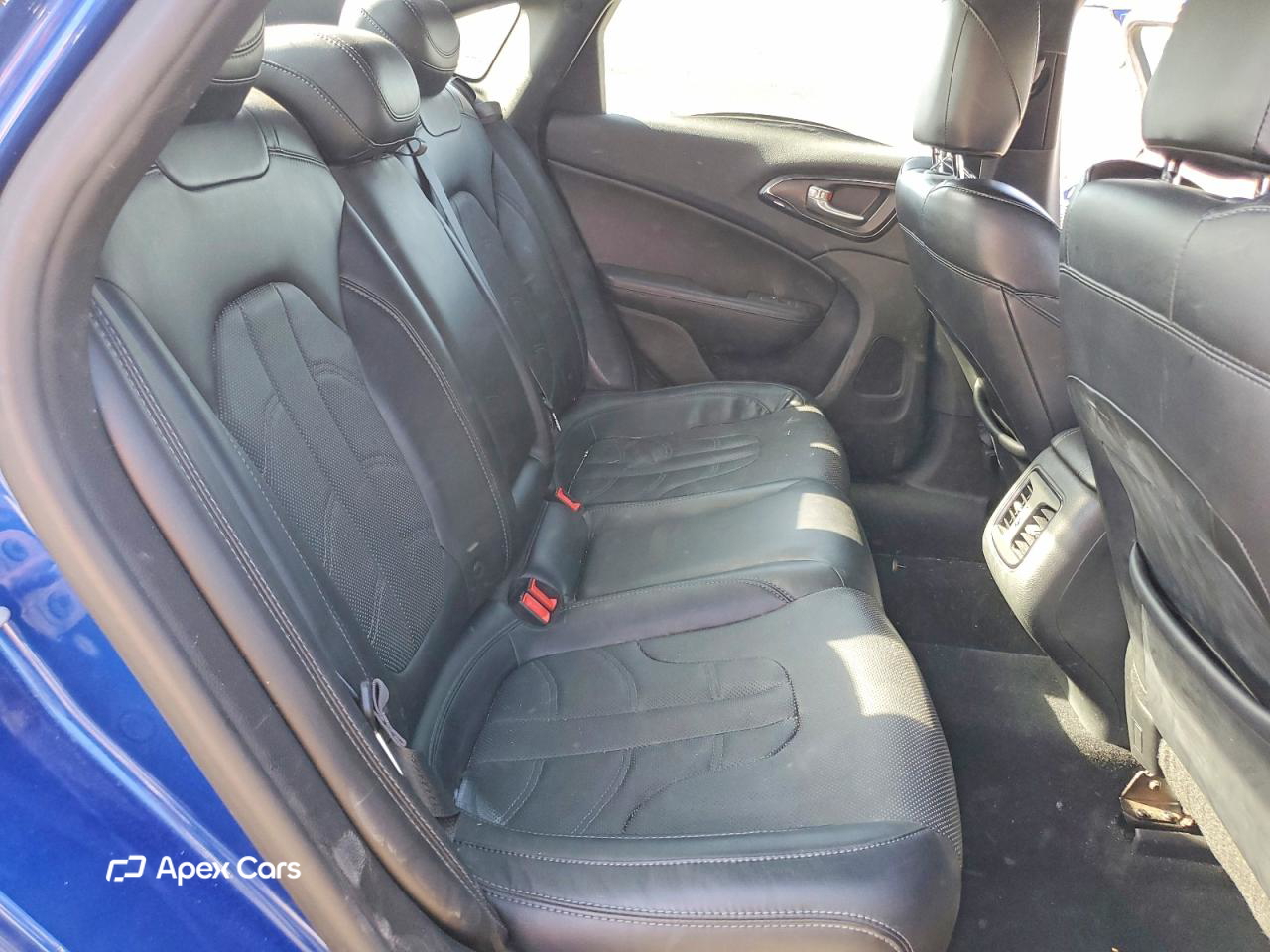 Chrysler 200 2015