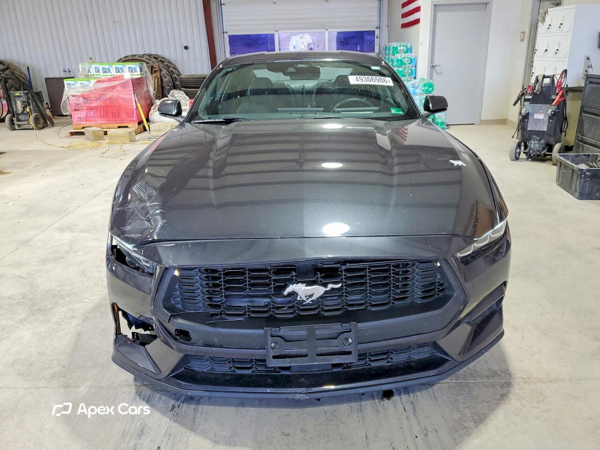 Ford Mustang 2024
